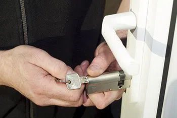 Royal Locksmith Store Miami, FL 305-602-0301 - locks-repair
